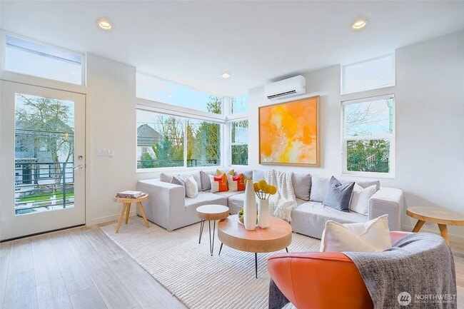 Photo - Seward Park Modern 2-Bedroom Home