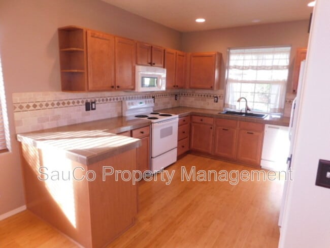 Photo - 1218 34th Pl