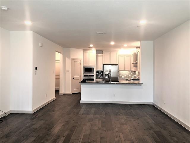 Photo - 422 Bonfield Dr
