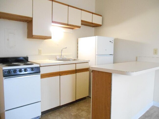 Photo - 1124 Commonwealth Avenue