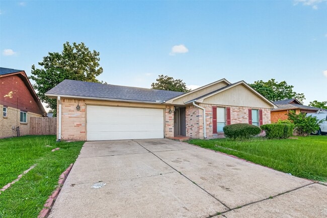 Photo - 7422 Cortes Dr