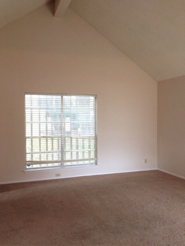 Photo - 4002 Glenrock Dr Unit Glenrock 4002