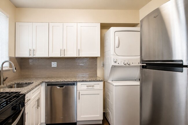 Photo - Camp Hill Plaza Apartment Homes