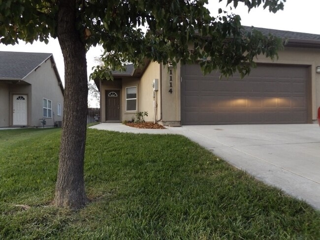 Photo - Spacious 3 Bedroom, 2 Bathroom Duplex with Two Car Garage and Fenced Yard!