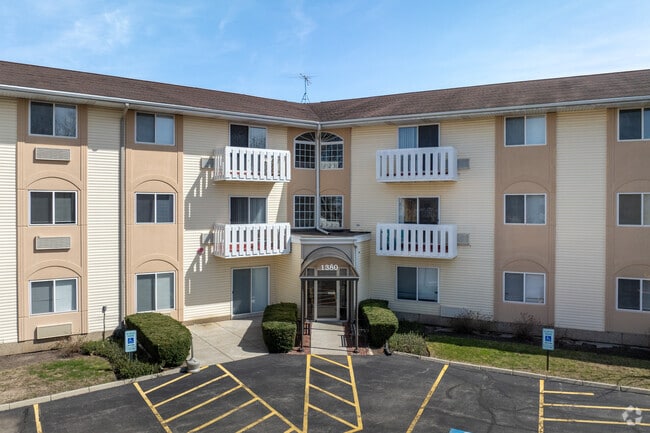 Entrada - Gurnee Meadows Independent Living