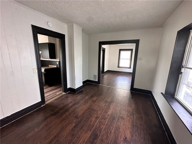 Photo - 52 Frances St