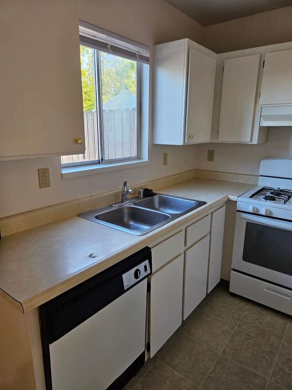 Photo - 1600 Fischer Ave