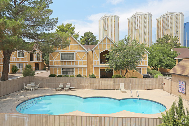 Building Photo - International Villas Rental