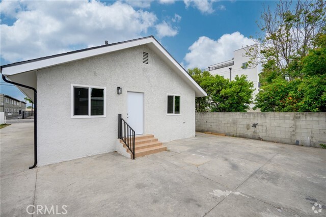 Building Photo - 6107 Hazelhurst Pl Rental