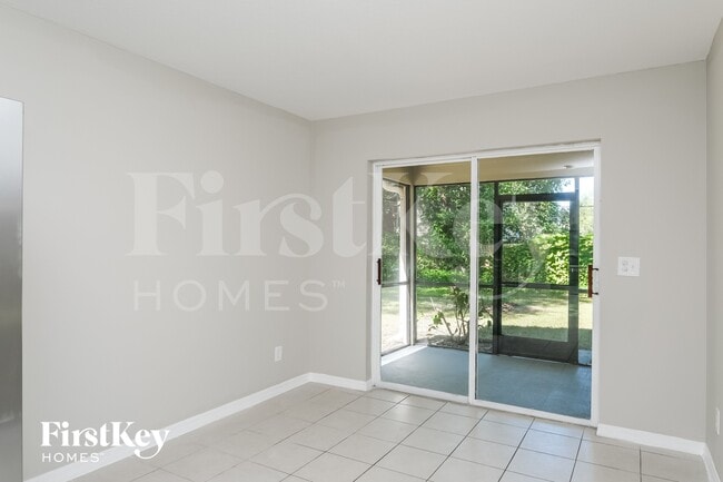 Photo - 906 Hart St