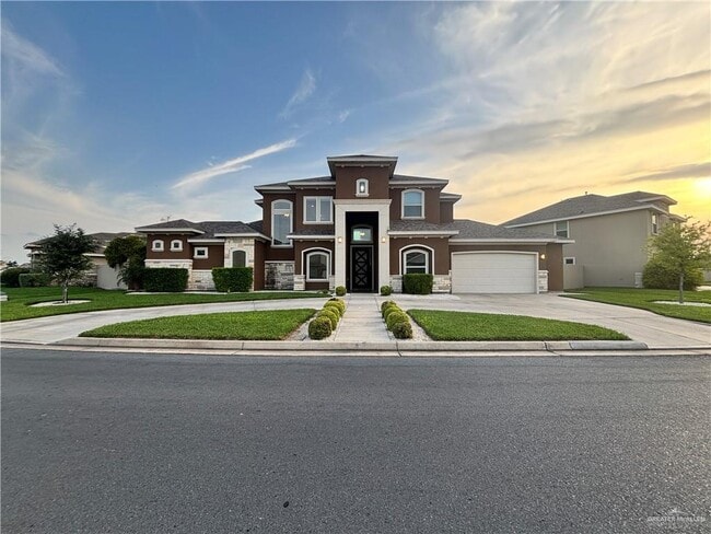 Building Photo - 33 Ensenada Ave