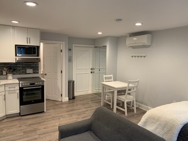 Photo - 122 Beacon St Unit 1A