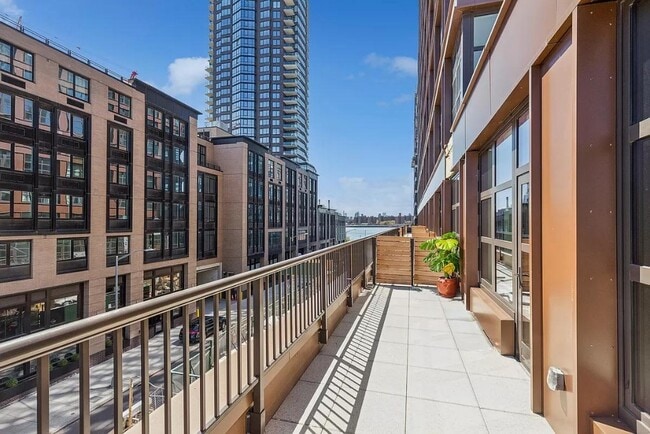 Photo - 21 India St Unidad 3-E