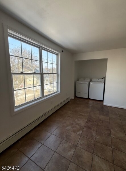 Photo - 194 Jerome Pl