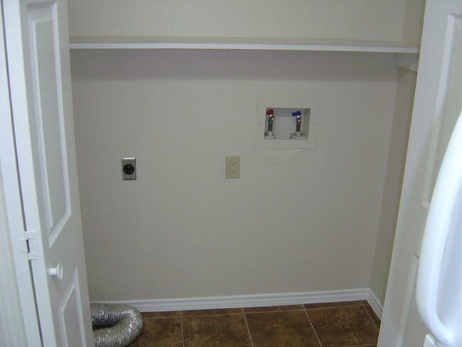 Photo - 1701 Horseshoe Cir