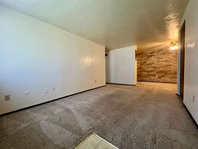 Photo - Cozy One Bedroom Apartment! Exposed Brick throughout & Laundry On-Site! Call Today! Unit 304