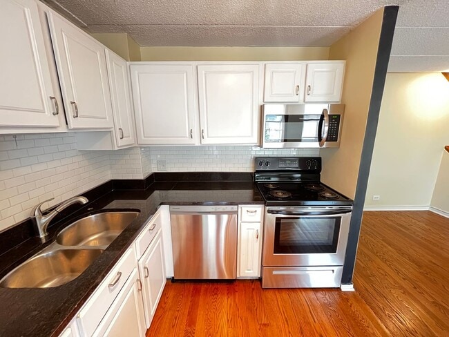 Photo - 711 W Gordon Terrace Unit 711 W Gordon #118