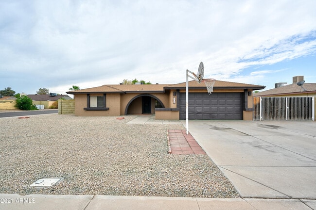 Photo - 7301 W Canterbury Dr