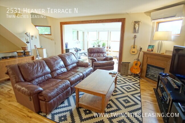 Photo - 2531 Heaner Terrace N