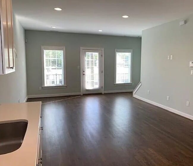 Photo - 1608 W Cary St