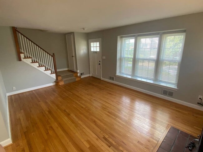 Photo - 4509 43rd Pl NW