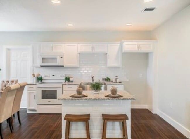 Photo - 1226 Lamar St