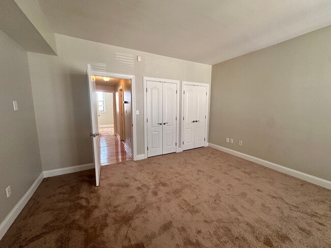 Photo - 324 Lindsay St