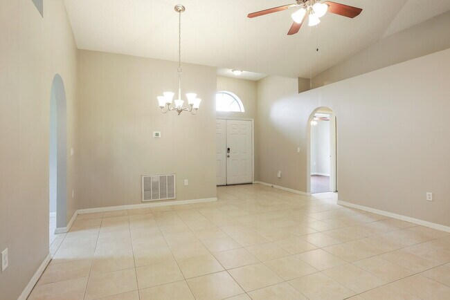 Photo - 7390 Overland Park Blvd