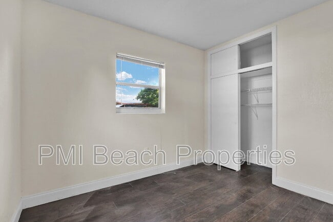 Building Photo - 1821 Montague St Rental