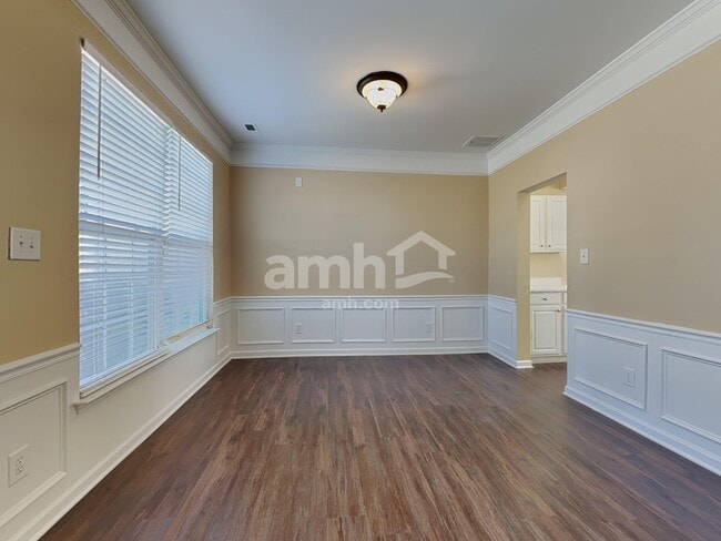 Photo - 1432 Cantwell Ct