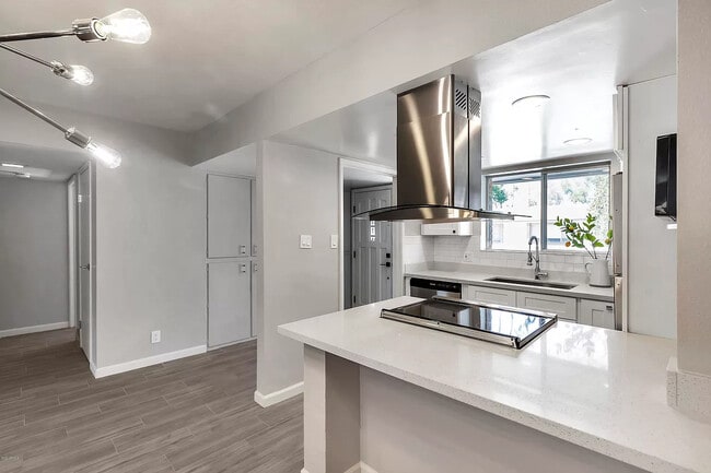 Photo - 4701 N 68th St Unit 242