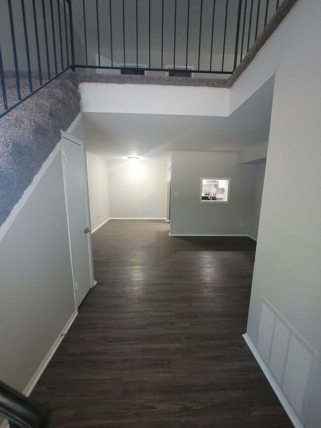 Photo - Loft style 1BR, open floor plan! Spacious! Unit K1