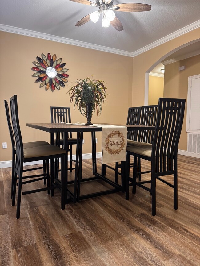 Photo - 111 Grovewood Dr