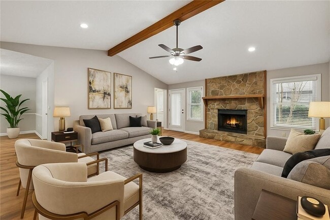 Photo - 1076 Blackwell Rd