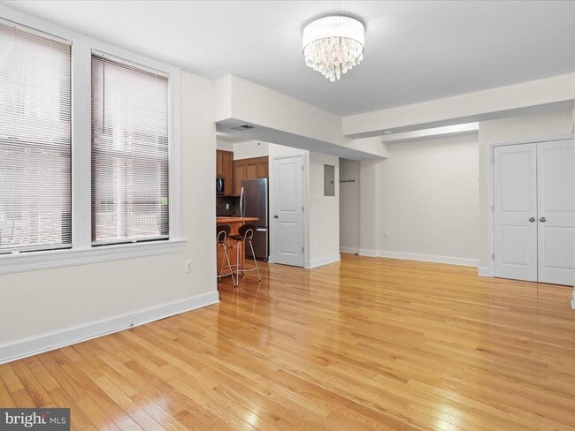 Photo - 1858 California St NW Unidad 33