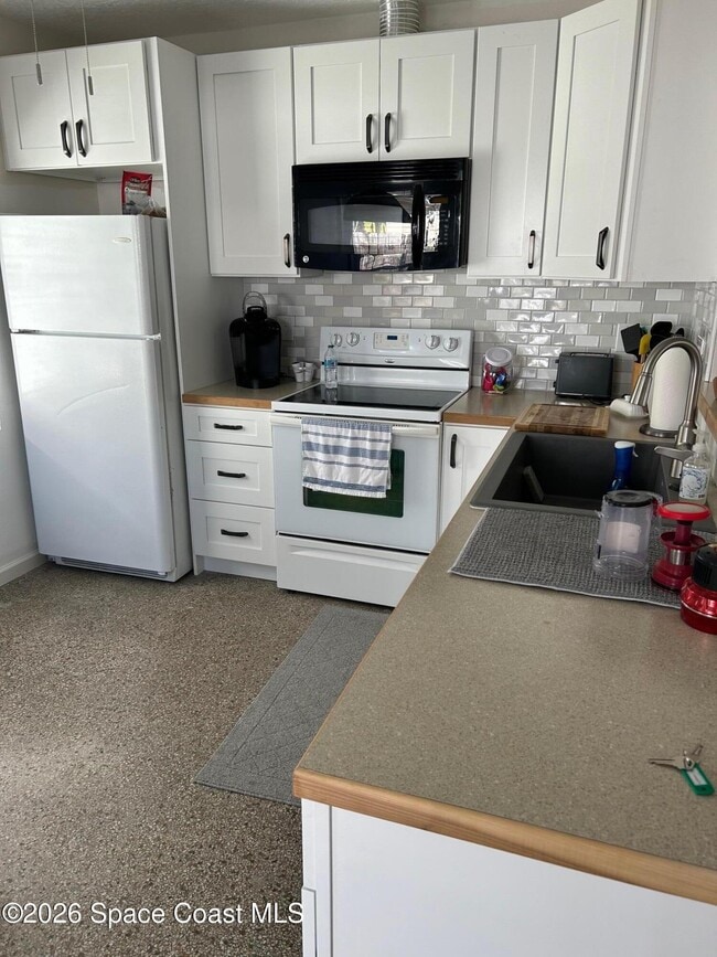 Photo - 1915 S Park Ave