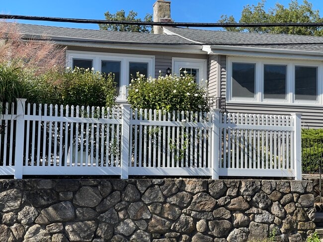 Photo - 40 Ledge Ave