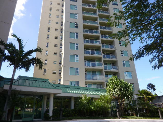 Building Photo - To register for the showing time below, note the 4 digit code: 5358 and click "APPLY NOW."(mobile...