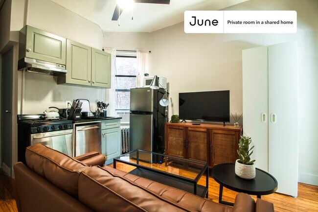 Room in Shared 3 bed/1 bath home in East Village