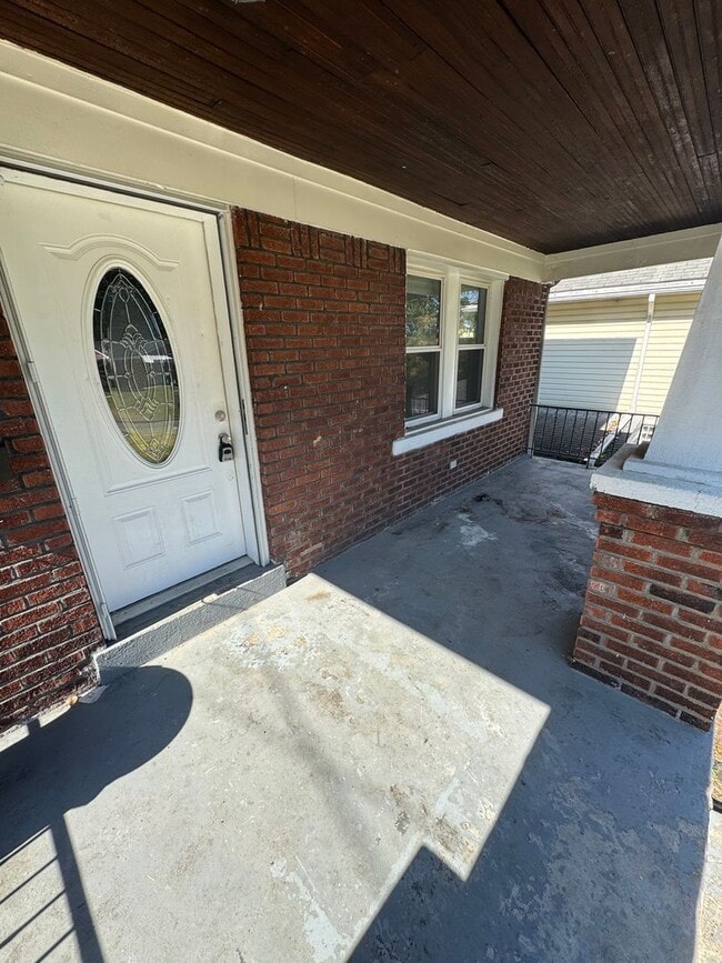 Photo - 249 Elwyn Ave