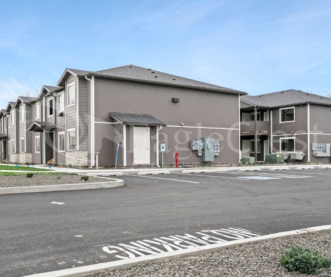 McKenzie Apartments