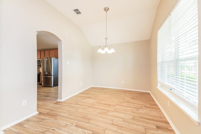 Photo - 709 Fireberry Dr