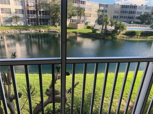 Photo - 1700 NE 191st St Condo Unit 206