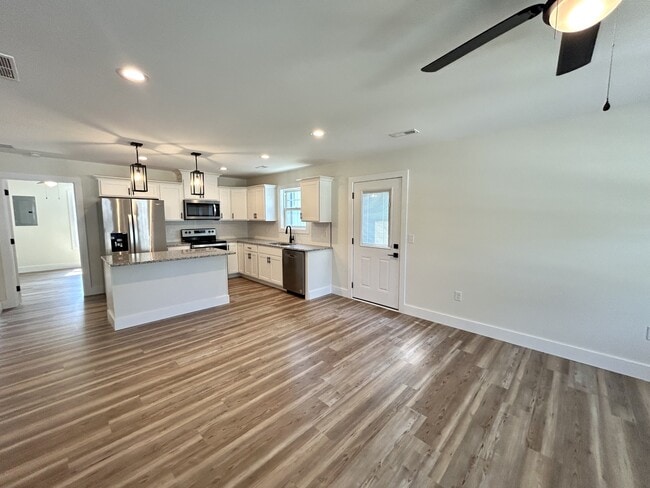 Building Photo - 98 State Hwy 1611 Rental