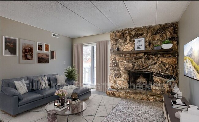 Photo - 1640 N 56th St