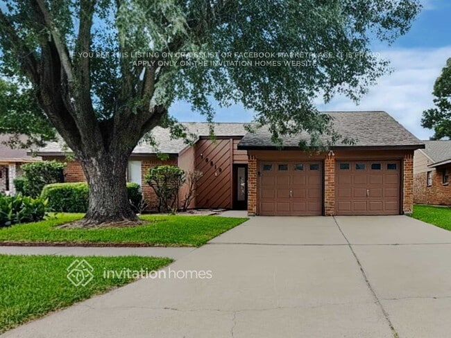 Photo - 16519 Cairngorm Dr House