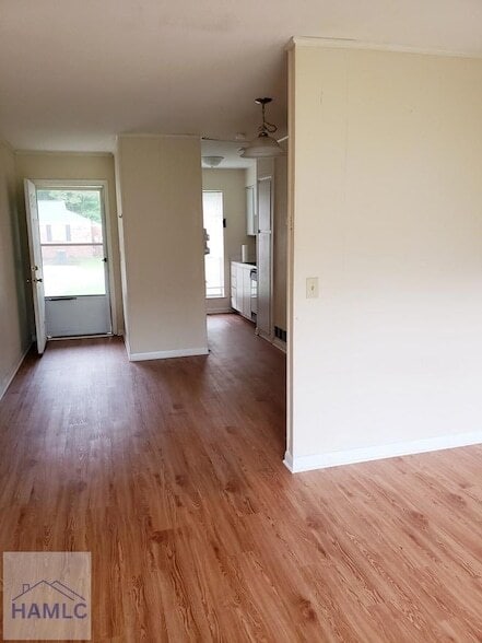 Photo - 989 Live Oak Dr