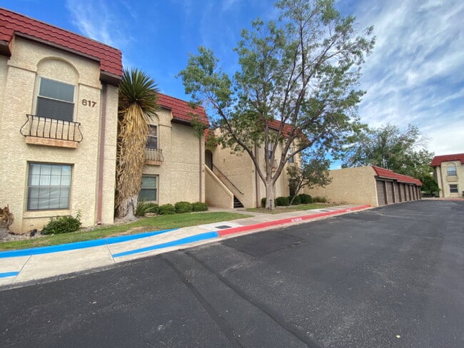 Photo - 1BR/1Bath Condo w/Single Car Garage