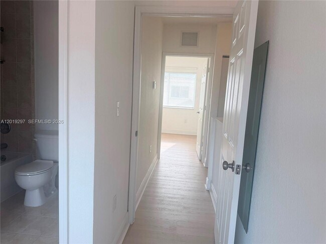 Photo - 7989 NW 8th St Unidad 107D