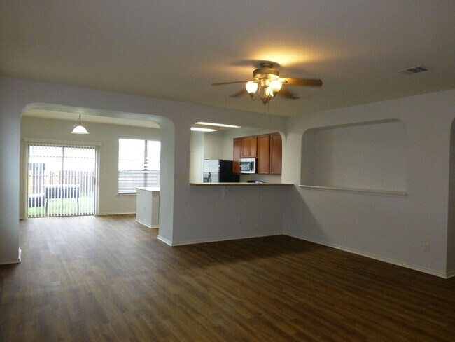 Photo - Charming 3 Bedroom Home in Round Rock